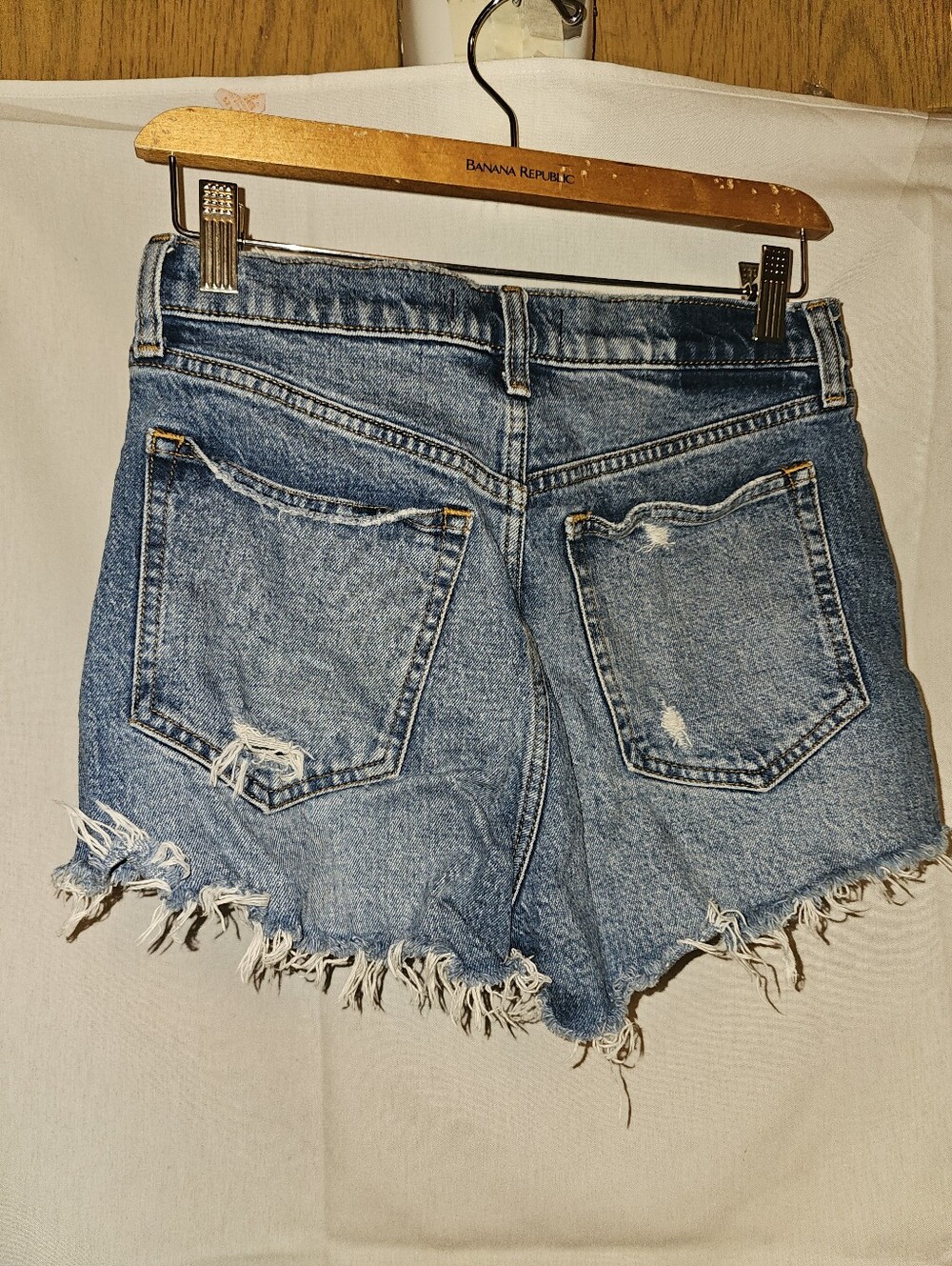 Abercrombie & Fitch The Mom Short High Rise Size 26 - Picture 7 of 11